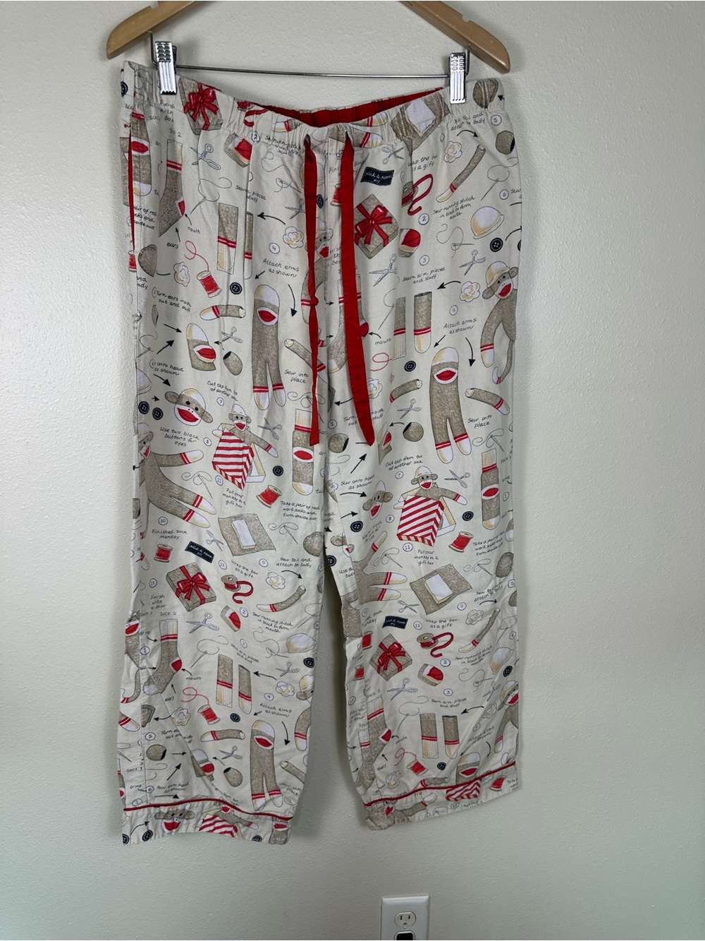 NICK & NORA Women L Comfy How To Make A Sock Monkey Cotton Flannel Pajama Set - Picture 4 of 6